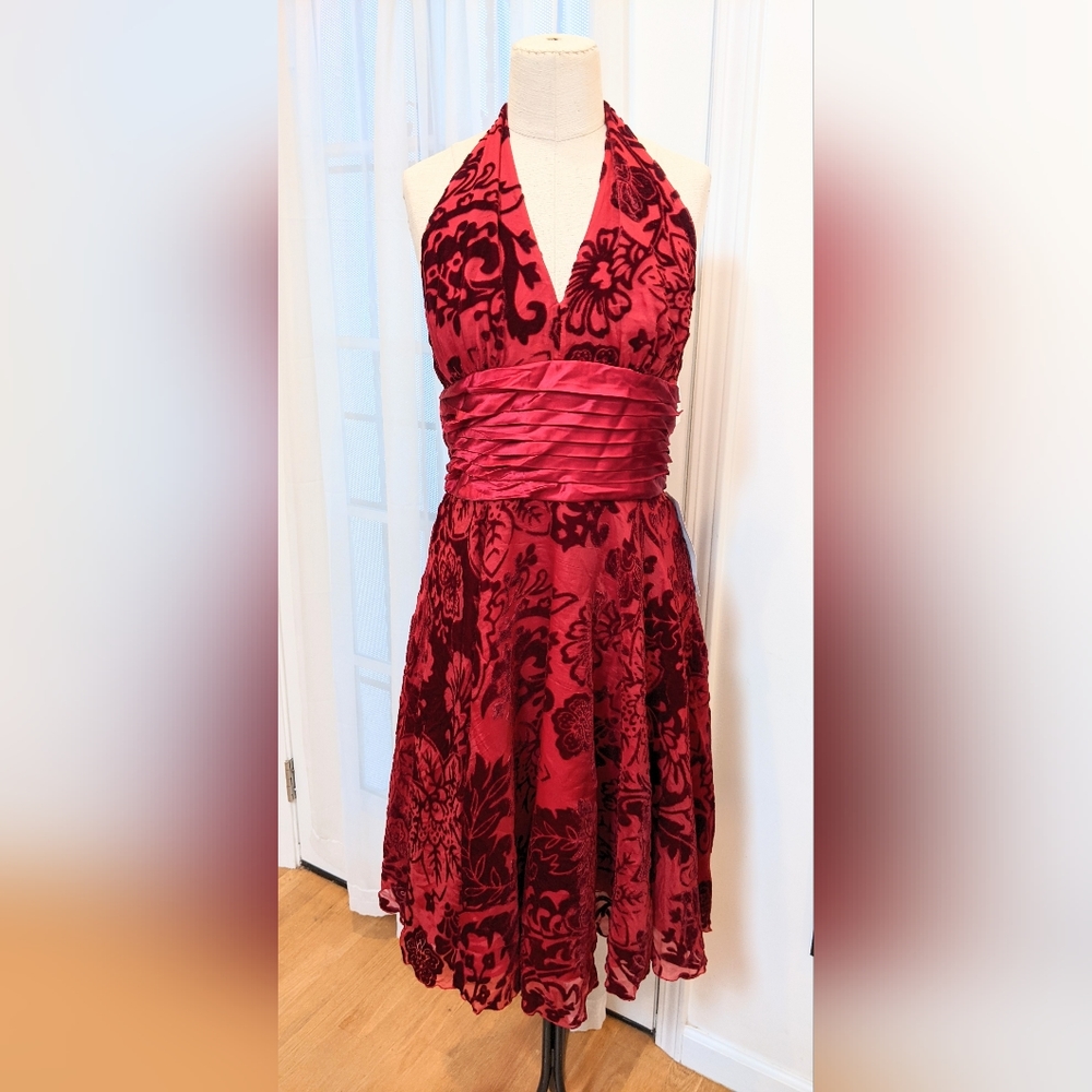 NWT Red halter Sexy dress Med bombshell Marilyn Y2K Burnout Velvet Party Evening